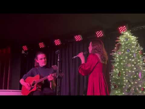 Olivia Beall & Danny Cooper — Upbeat — video preview