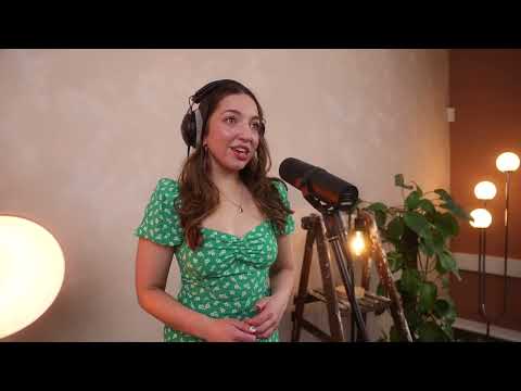 I'm Kissing You — Des'ree — video preview